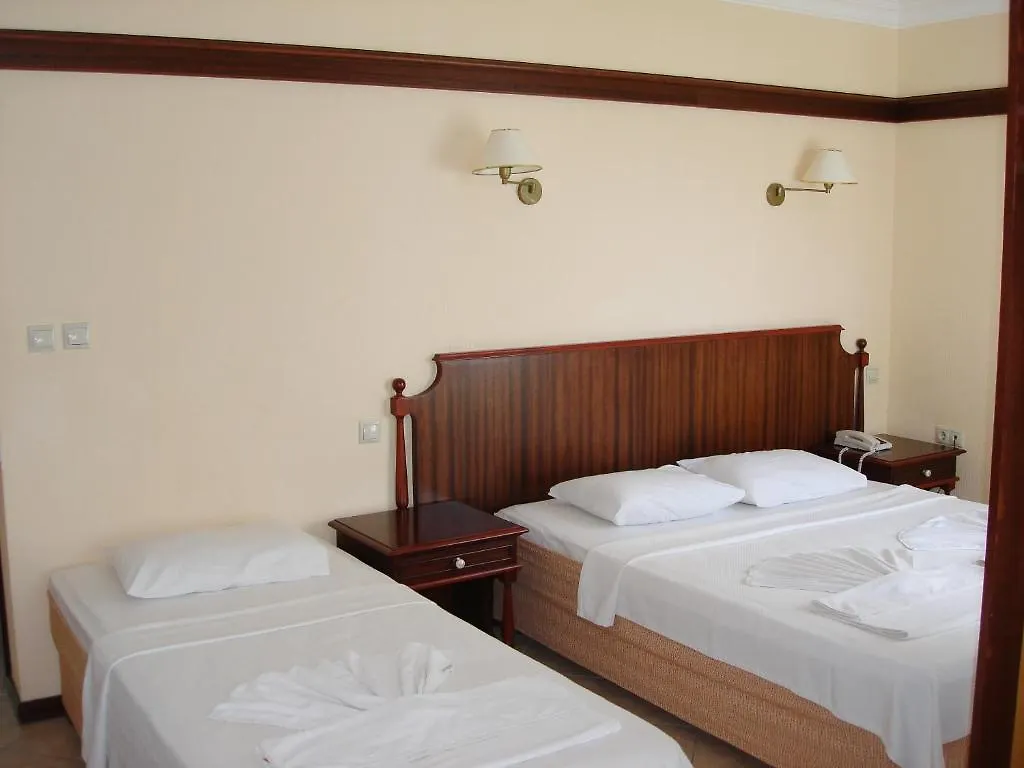 Simin Hotel Akyarlar 4*,  Turquía